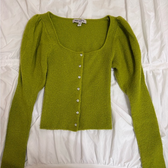 Green tops bundle!! BRAND NEW - Picture 2 of 3